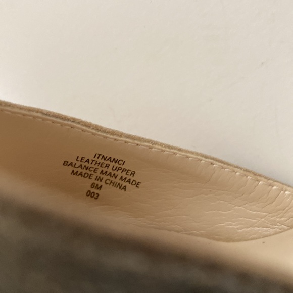 Ivanka Trump Gold Sparkly High Heels - Picture 7 of 8